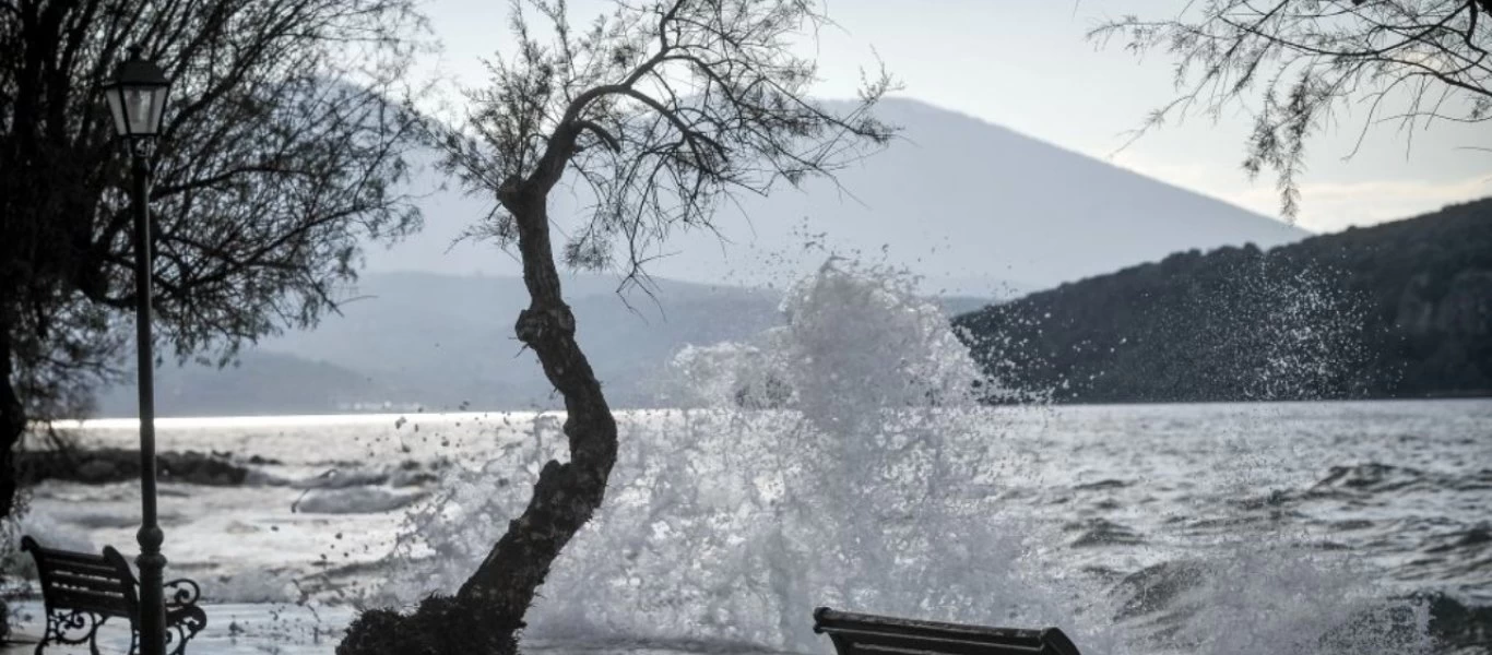 Ισχυροί βοριάδες στο Αιγαίο - Τα 118 χιλιόμετρα/ώρα άγγιξε η ταχύτητα του ανέμου στην Τήνο